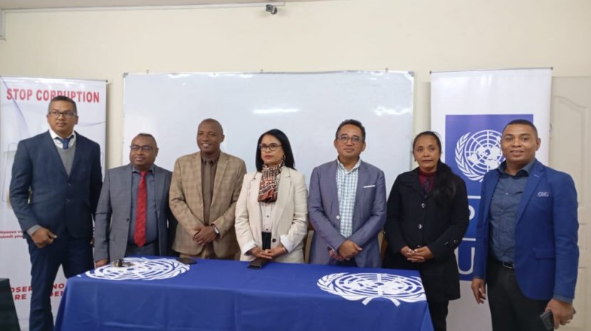 Un pas en avant dans la SNLCC 2025–2030 : BIANCO et DGD valident un module anti-corruption destiné à l’ENSD